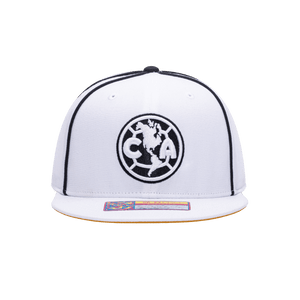 Front view of the Club America Cali Day Snapback with high crown, flat peak, and snapback closure, in white/black.