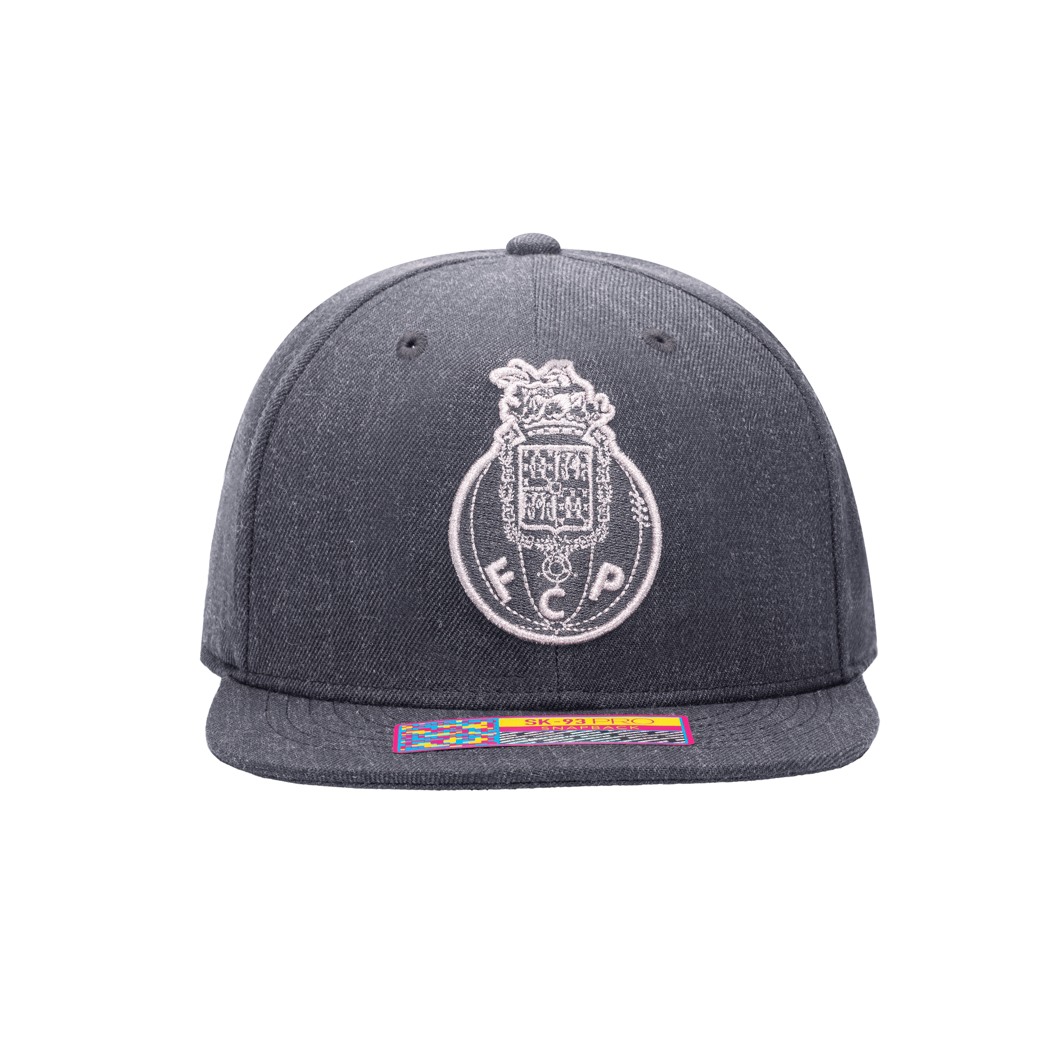 Front view of the FC Porto Platinum Snapback with high crown, flat peak, and snapback closure, in grey