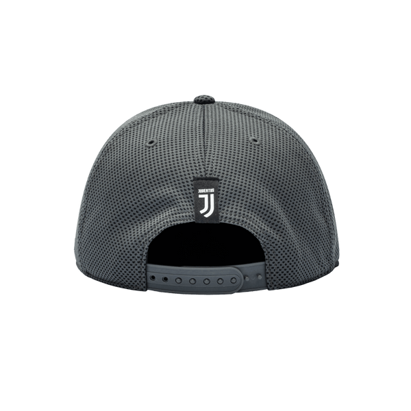 Back view of Juventus Trophy Snapback