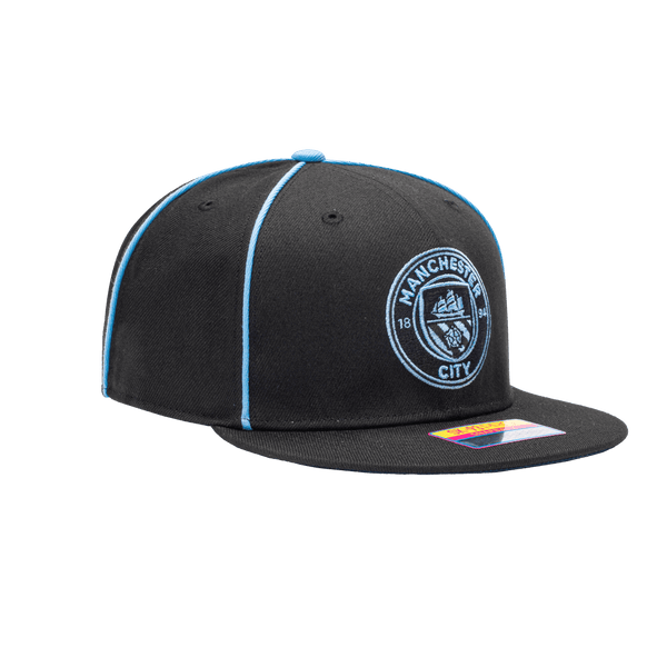 Side view of the Manchester City Cali Night Snapback with high crown, flat peak, and snapback closure, in black/blue.